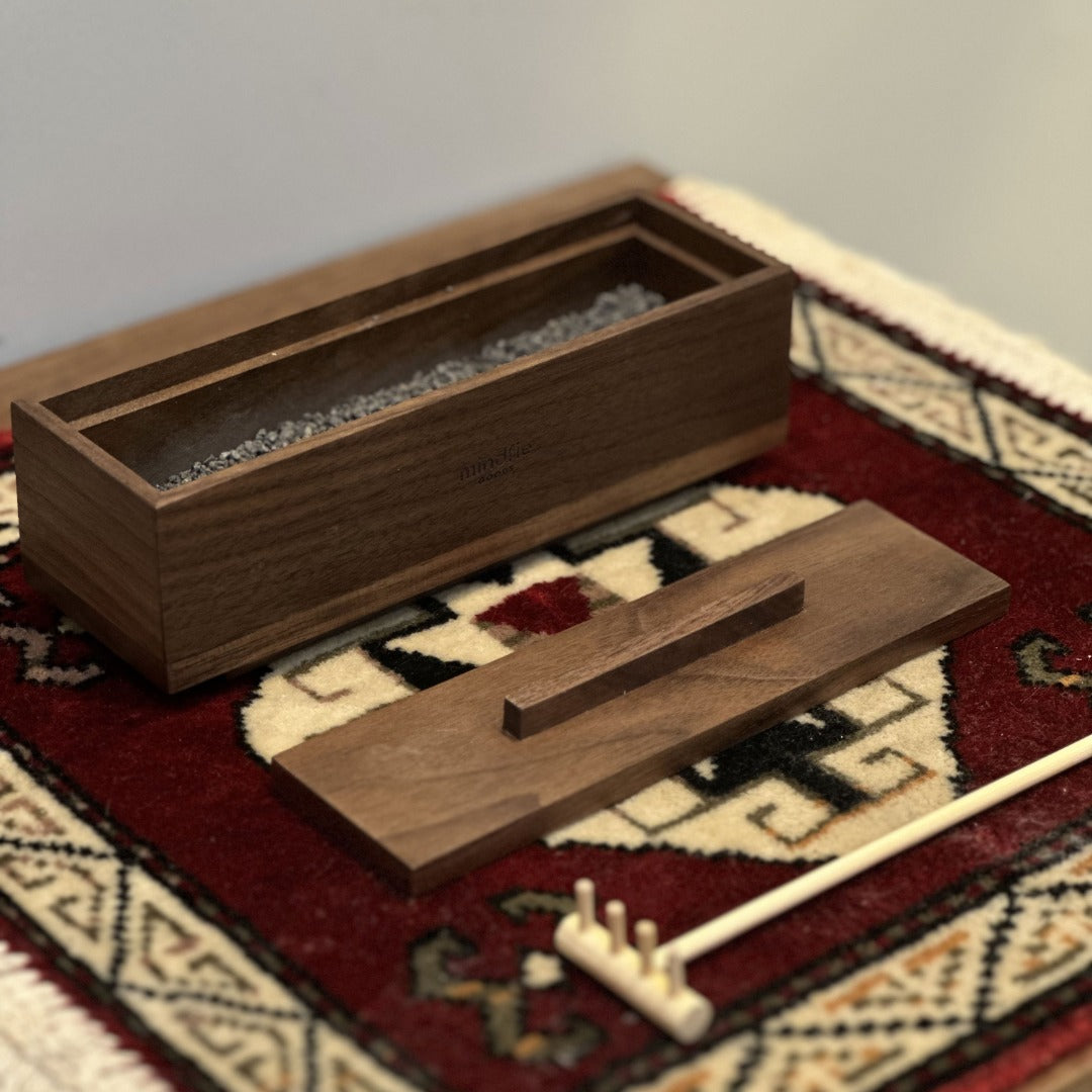 【2026 聖誕限定】The Christmas Hearth Box 聖誕柴火香氛禮盒｜多功能木質香爐・天然植物線香禮盒・聖誕禮物推薦