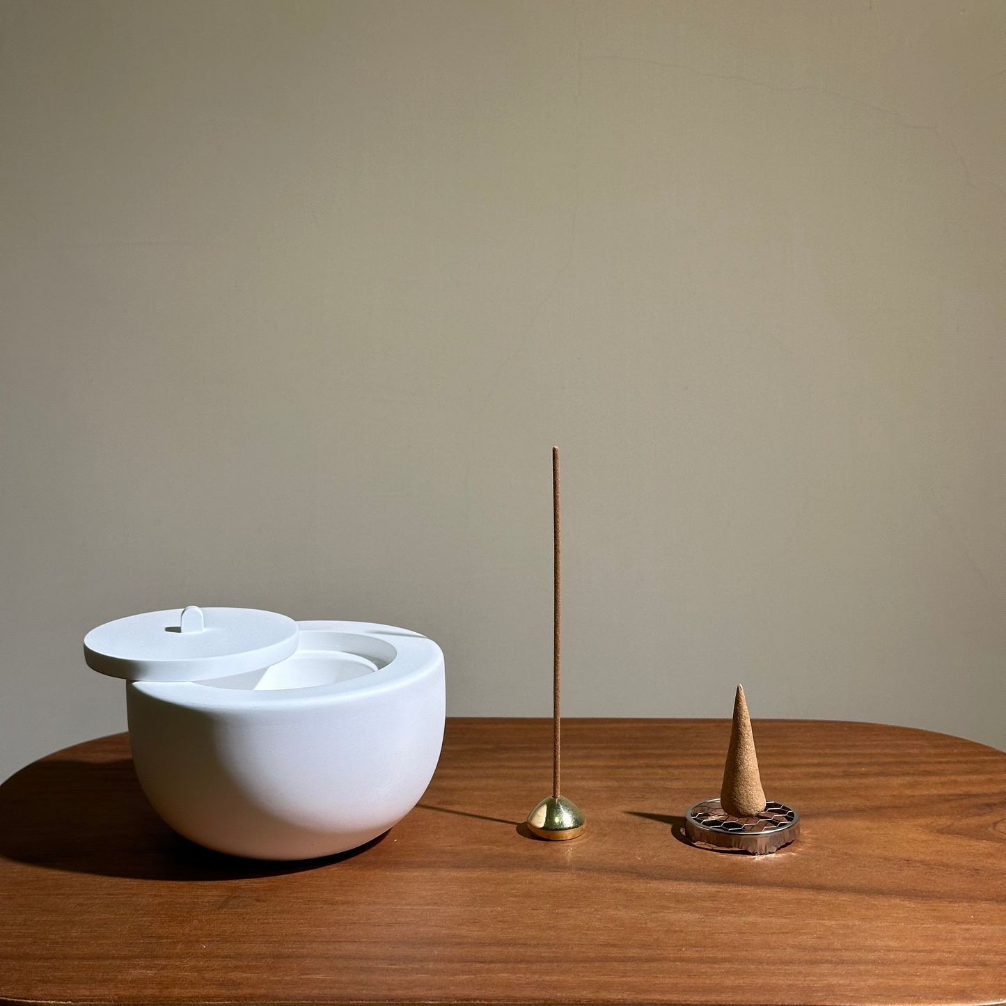 特製淨化香爐 Purification Incense Burner - 白 White